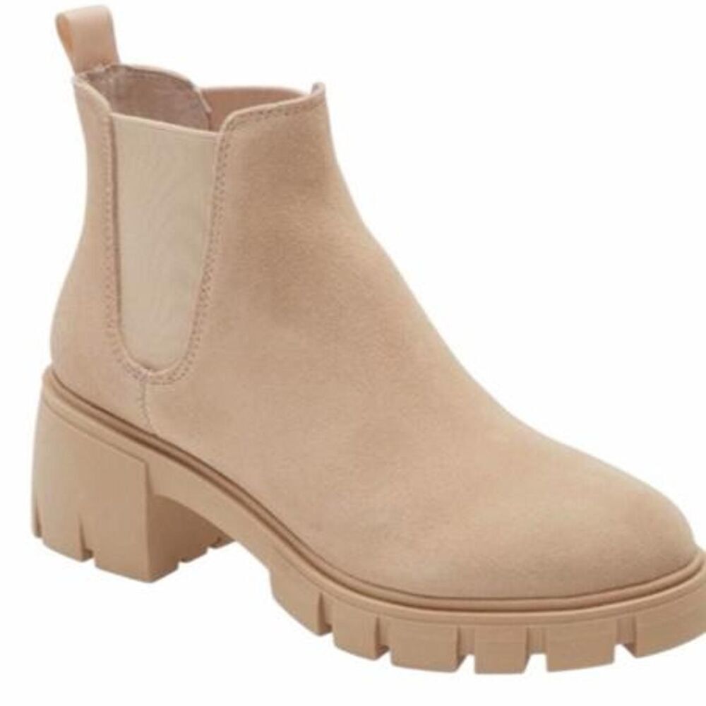 Steve Madden Howler Tan Chelsea Boots in Taupe